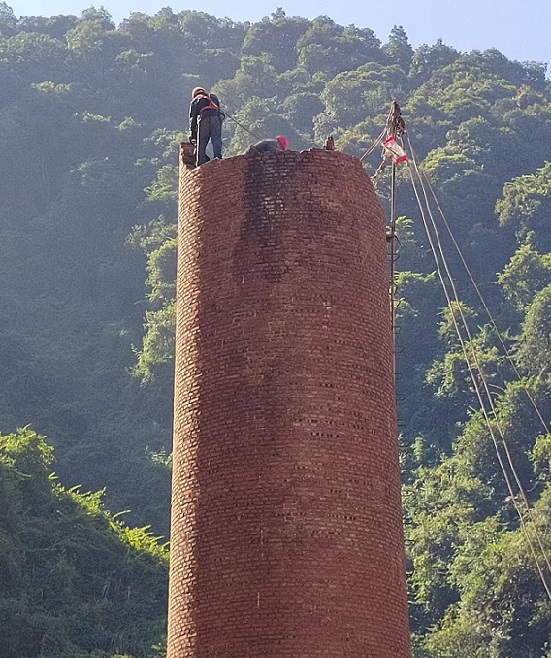 煙囪拆除公司:超強(qiáng)技術(shù),施工精湛